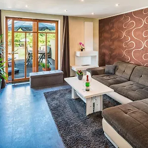Villa-harmonie Apartment